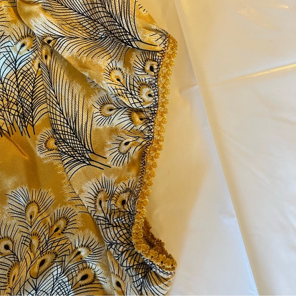 Free People, 100% silk blouse, yellow/gold and black print blouse. - Picture 10 of 12